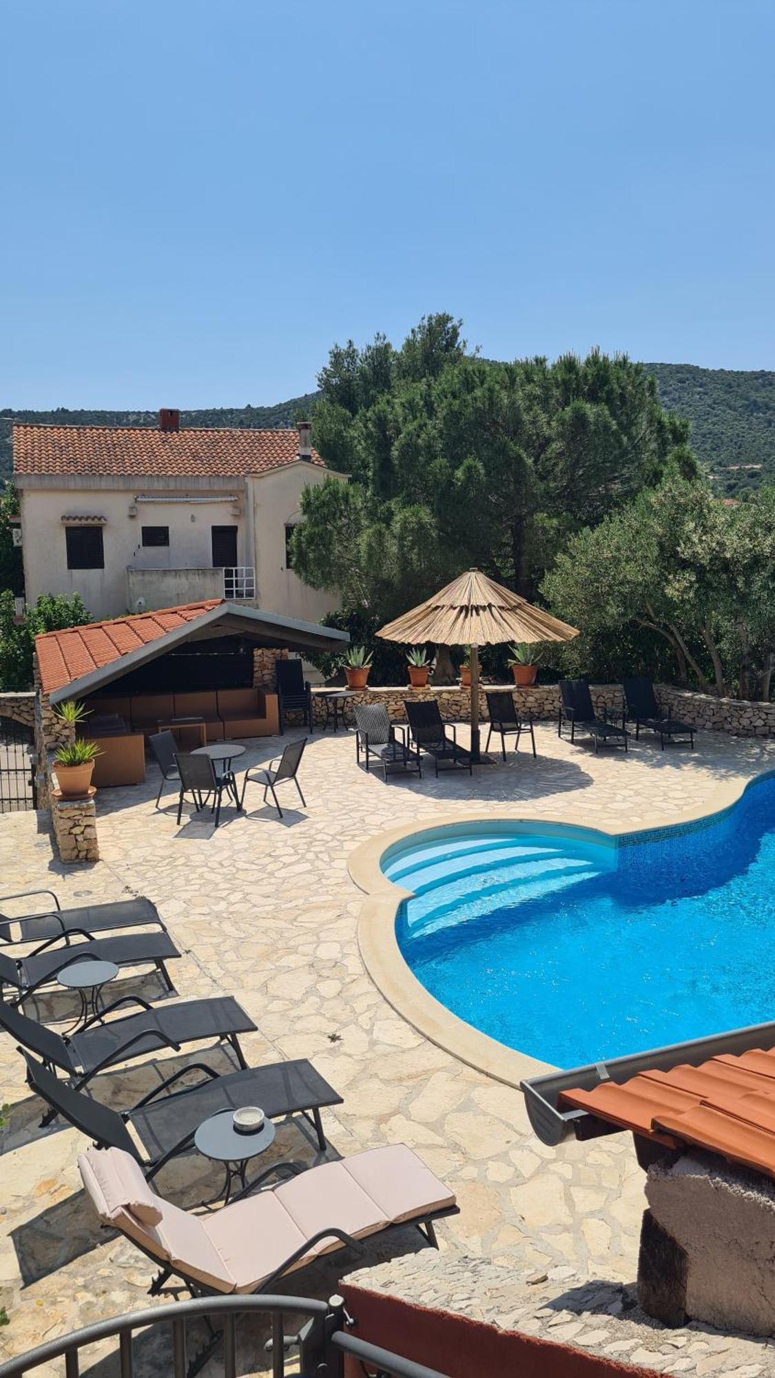 Red House With Swimming Pool *